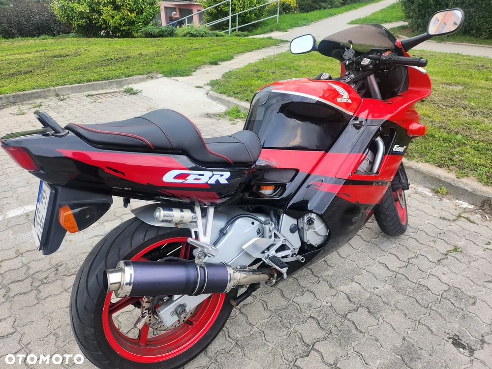 Honda CBR - 3