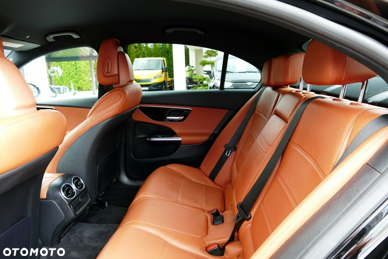 Mercedes-Benz Klasa C - 31
