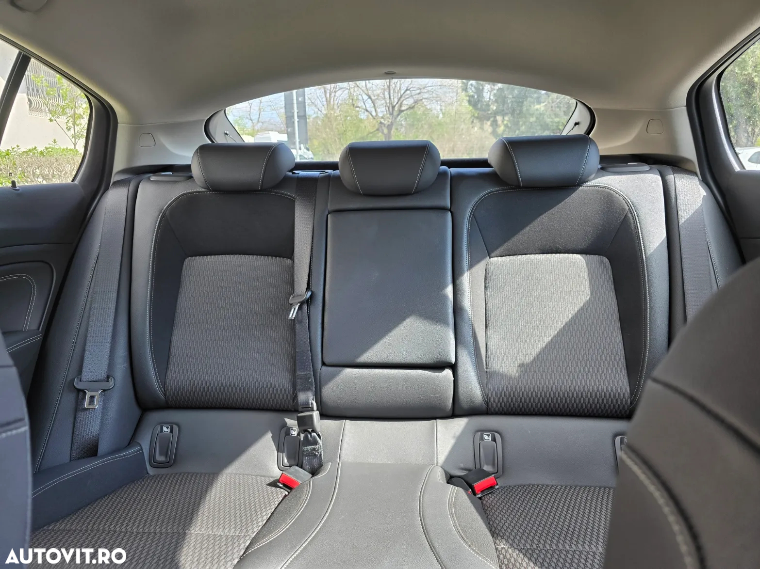 Opel Insignia 2.0 CDTI ECOTEC Sport Aut. - 9
