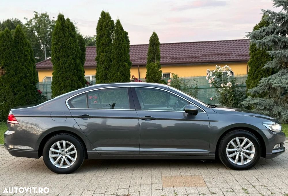 Volkswagen Passat 1.6 TDI (BlueMotion Technology) Comfortline - 25
