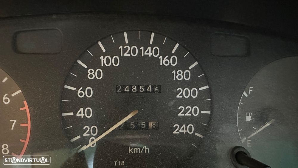 Toyota Carina E Liftback 1.6 Classy - 11