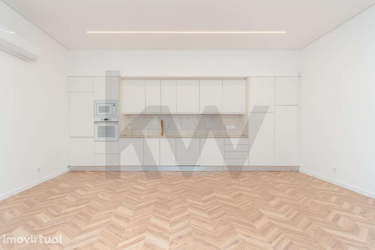 Este T3 Duplex na zona da Palhavã parece ser uma excelente oportunidad - Grande imagem: 3/26