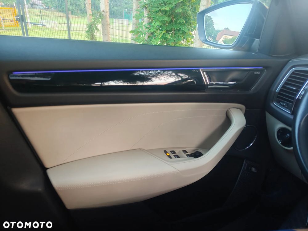 Skoda Kodiaq 2.0 TDI 4x4 L&K DSG - 6