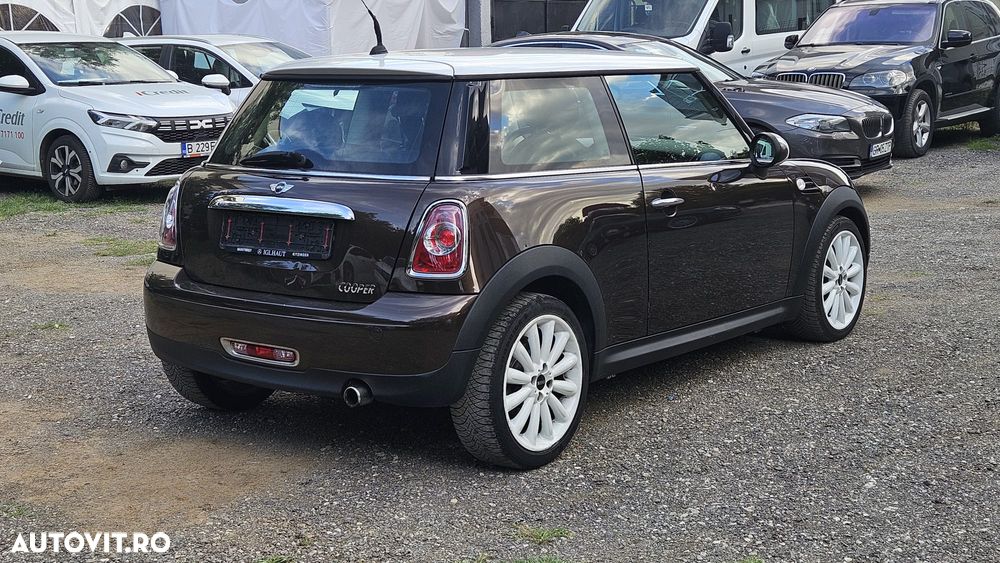 Mini Cooper Standard - 8