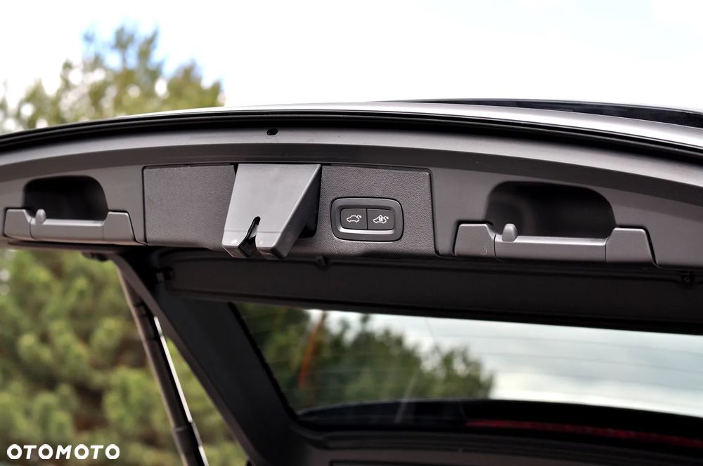 Volvo XC 60 B4 D Geartronic RDesign - 13