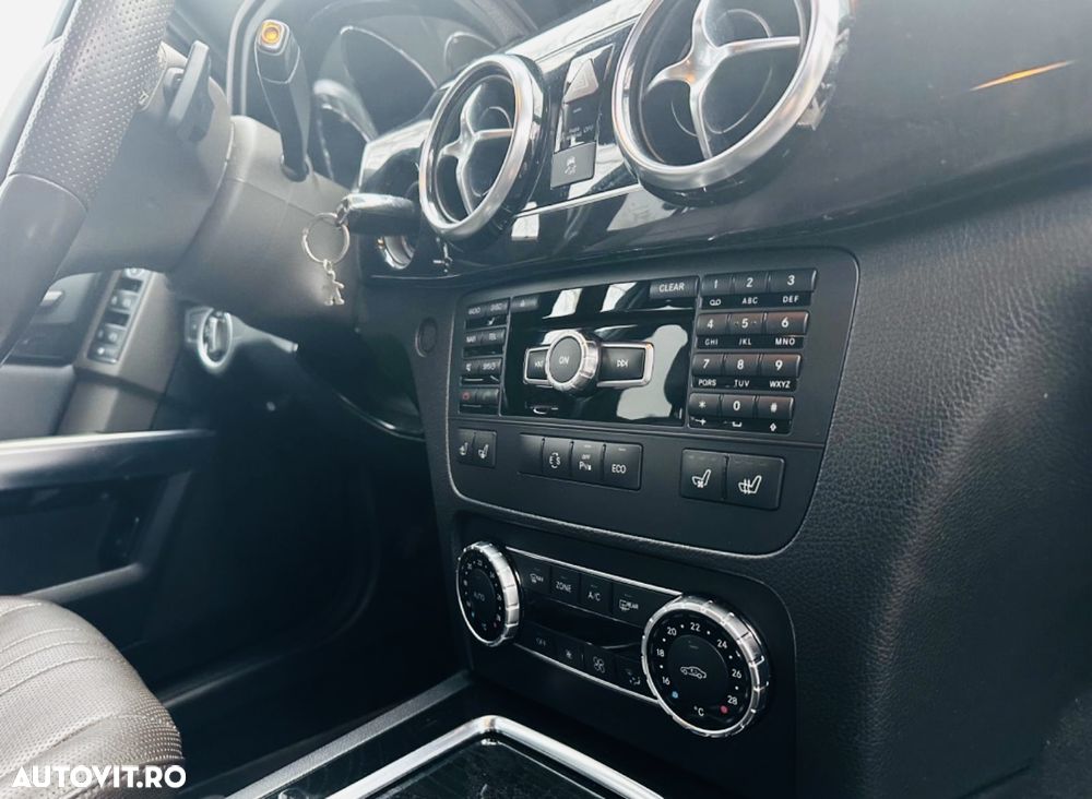 Mercedes-Benz GLK 250 CDI DPF 4Matic BlueEFFICIENCY 7G-TRONIC SPORT EDITION - 9
