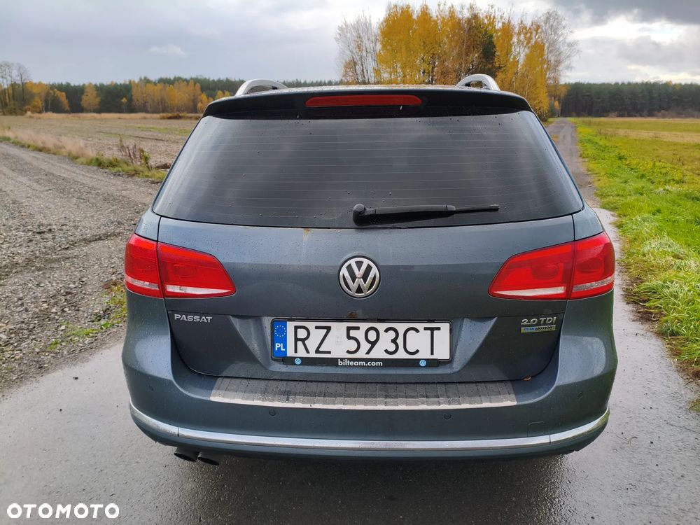 Volkswagen Passat - 3