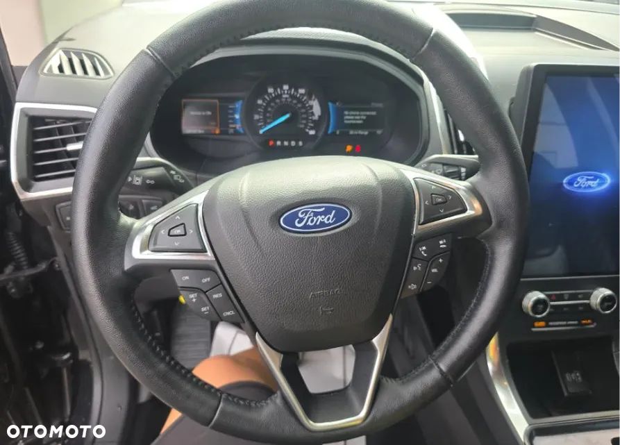 Ford Edge - 7