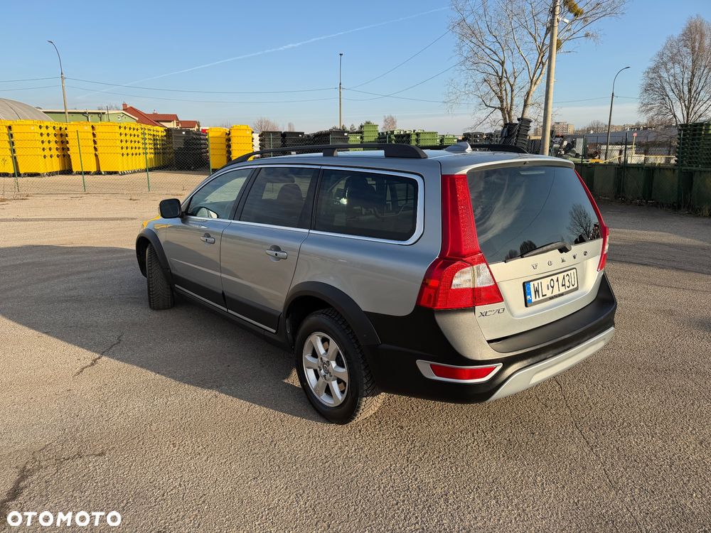 Volvo XC 70 3.2 AWD Momentum - 5