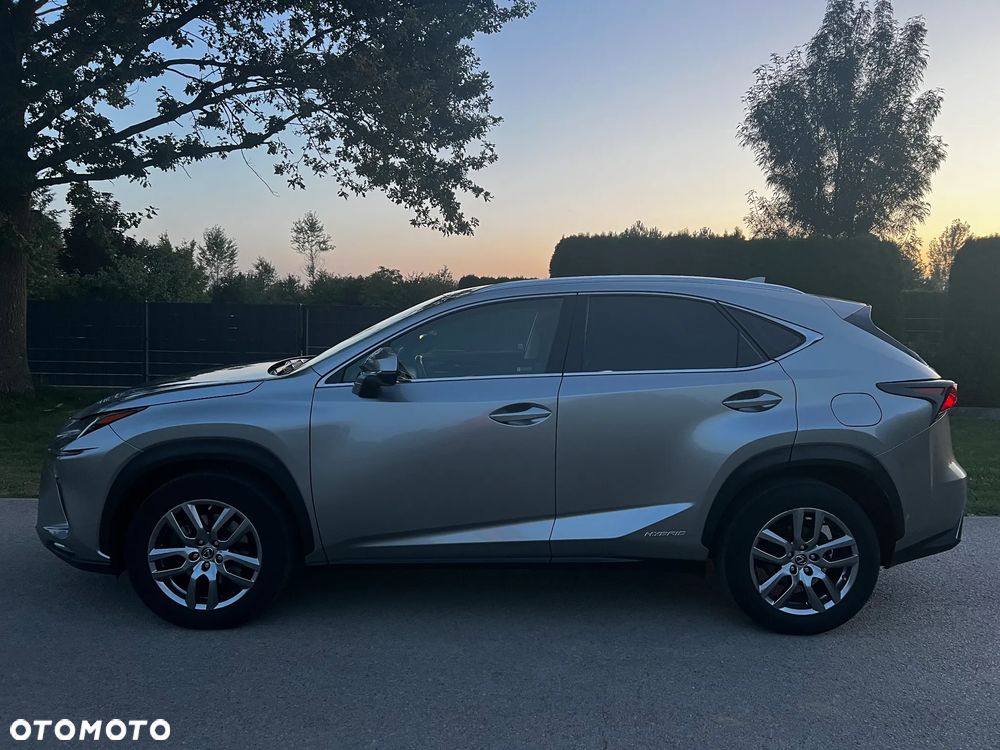Lexus NX 300h Optimum AWD - 9
