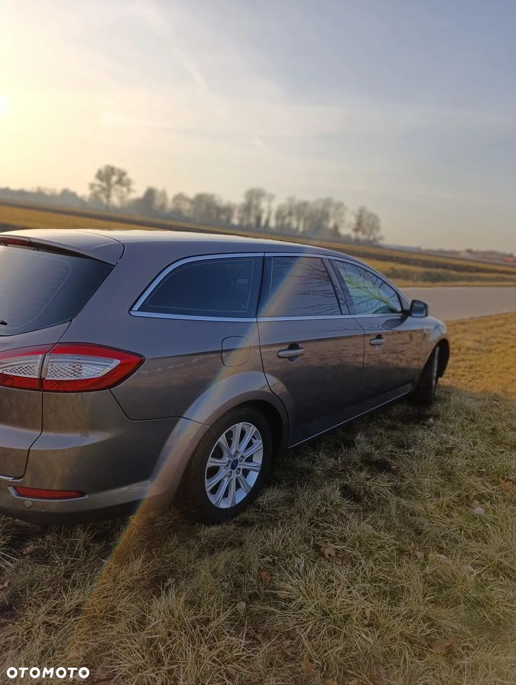 Ford Mondeo 2.0 TDCi Ambiente - 22