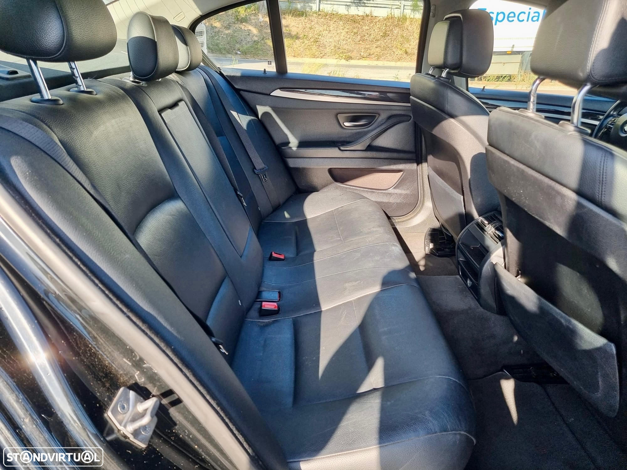 BMW 520 d Exclusive Auto 123g - 13