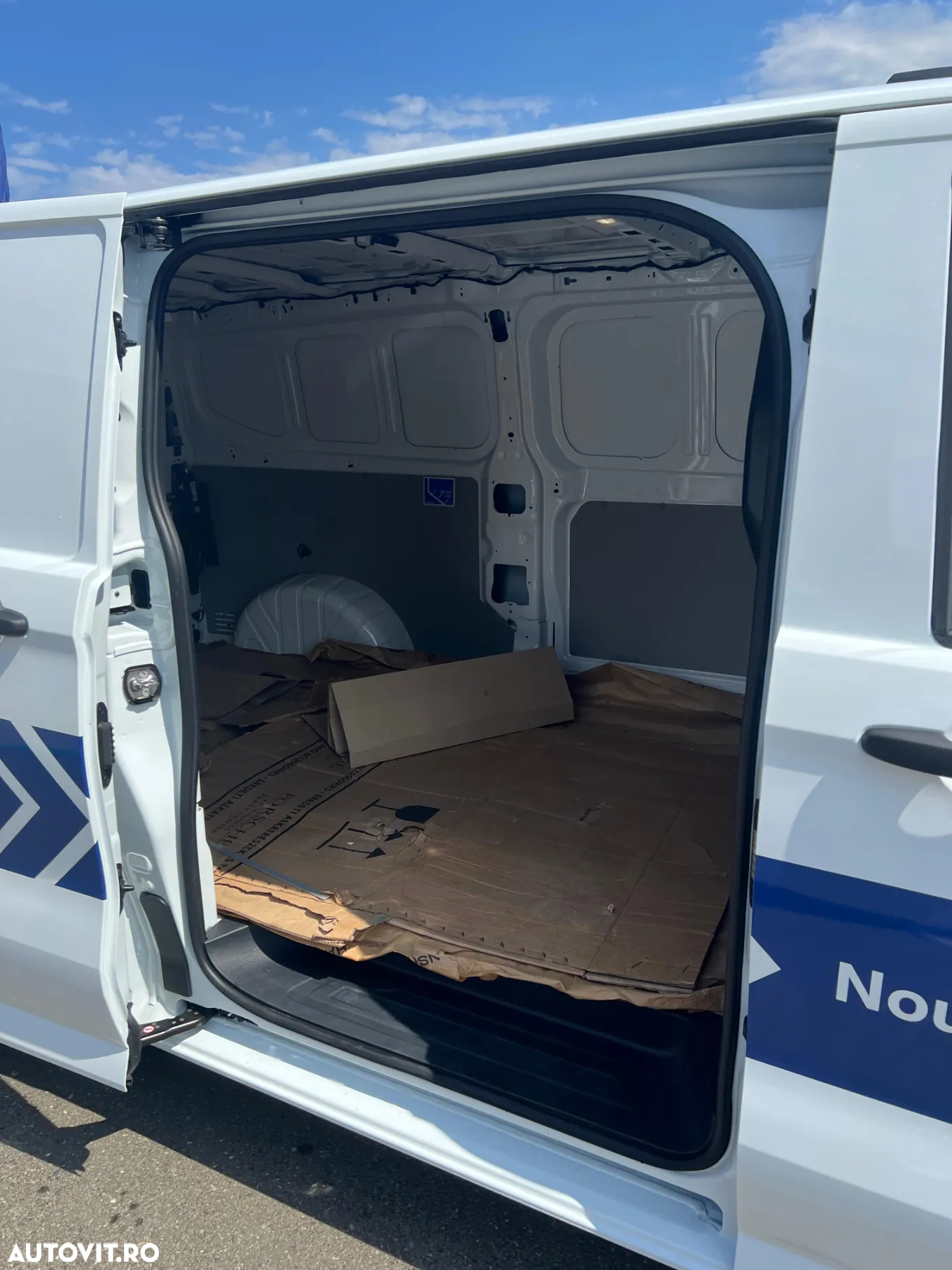 Volkswagen Transporter T7 furgon lung - 7