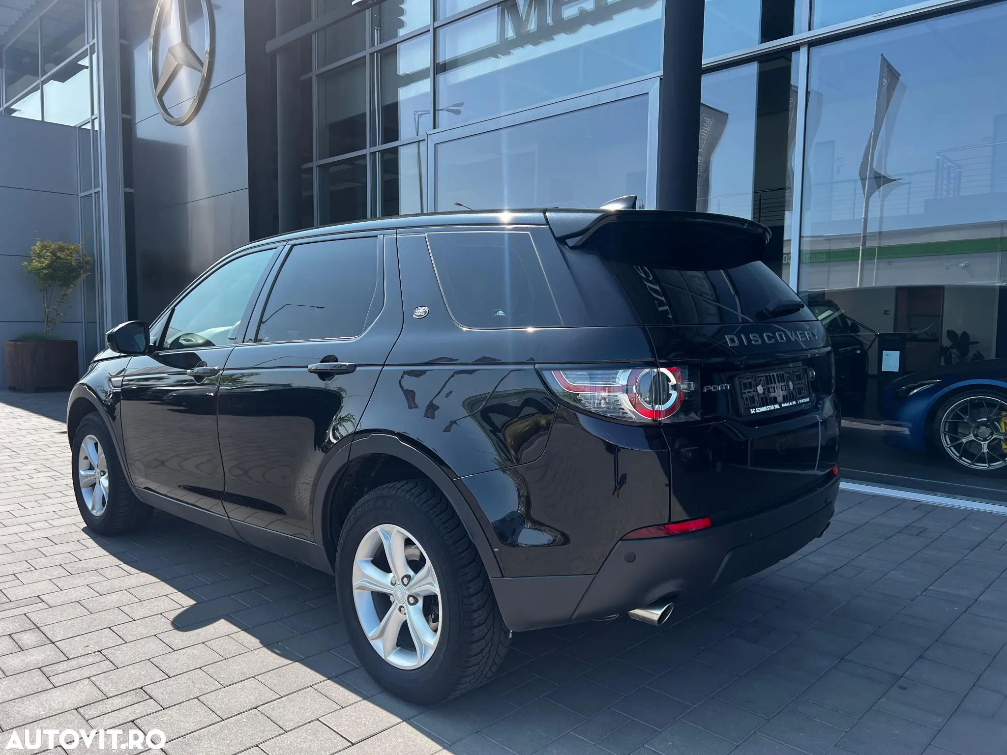 Land Rover Discovery Sport - 3