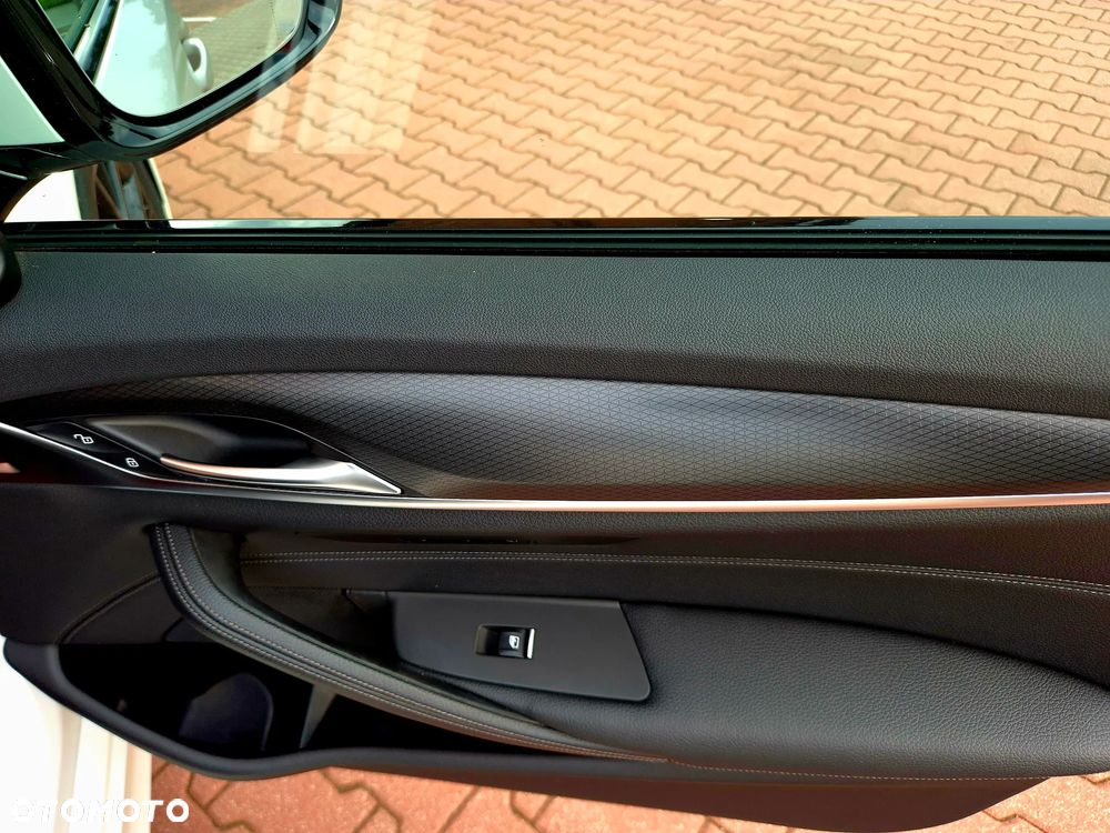 BMW Seria 5 540i xDrive mHEV M Sport sport - 34