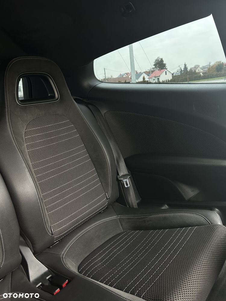 Volkswagen Scirocco 1.4 TSI Edition - 25
