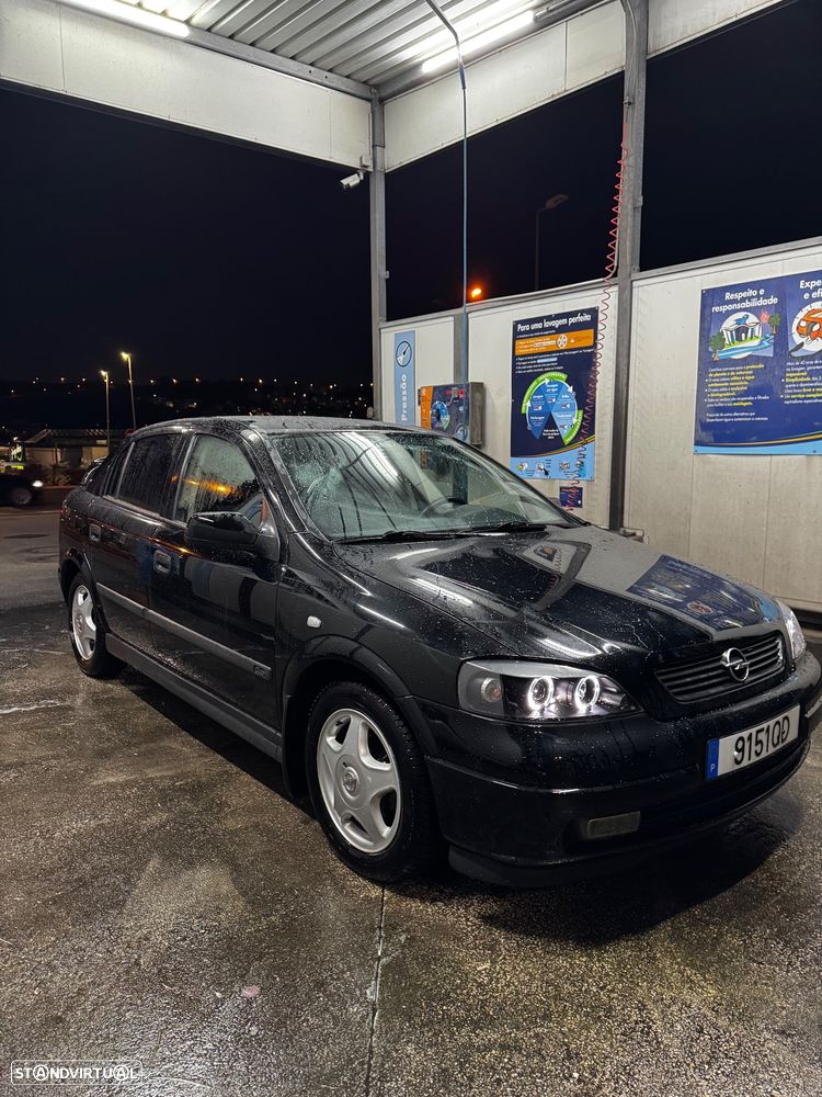 Opel Astra 1.4 Club - 4