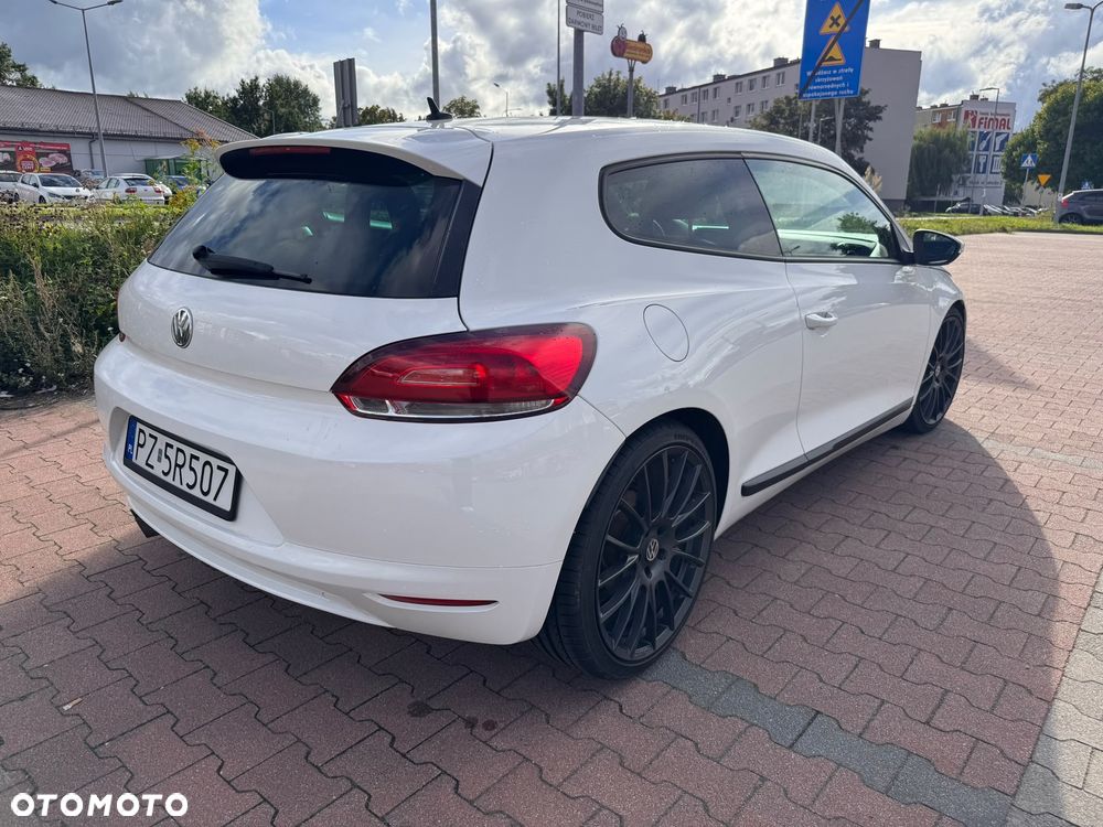 Volkswagen Scirocco 2.0 TDI - 4