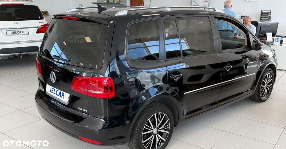 Volkswagen Touran - 7