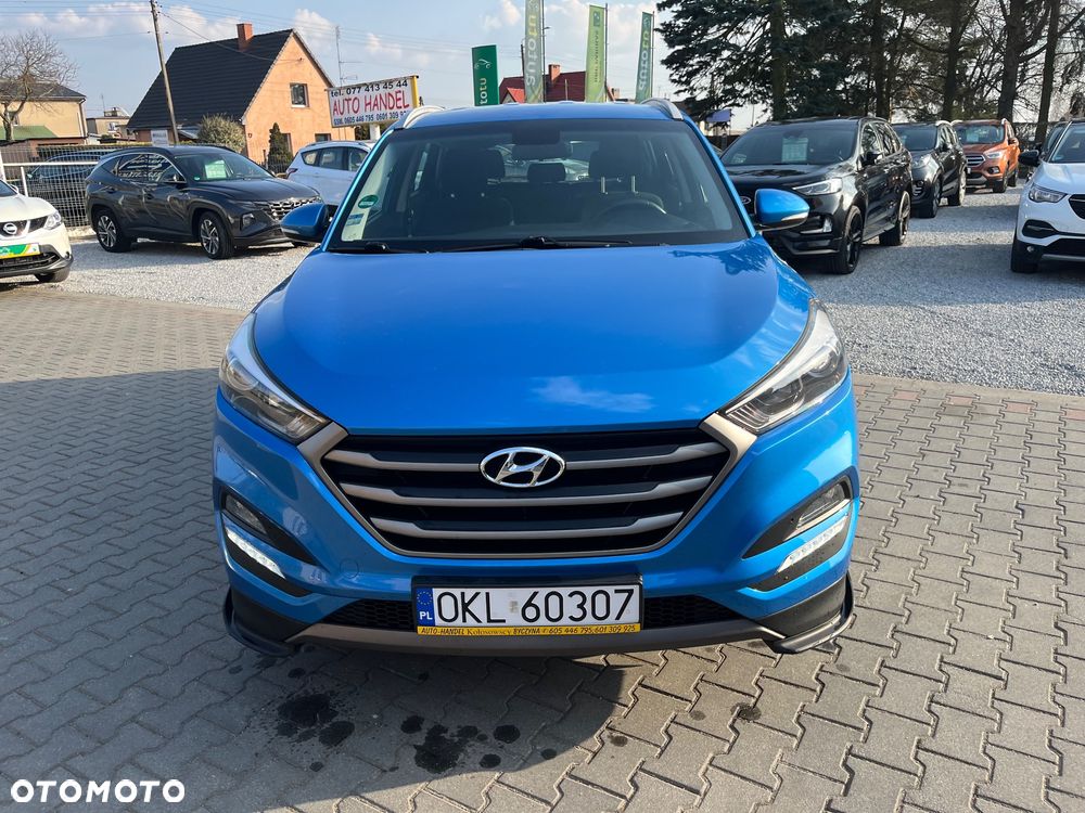 Hyundai Tucson blue 1.7 CRDi 2WD Intro Edition - 14