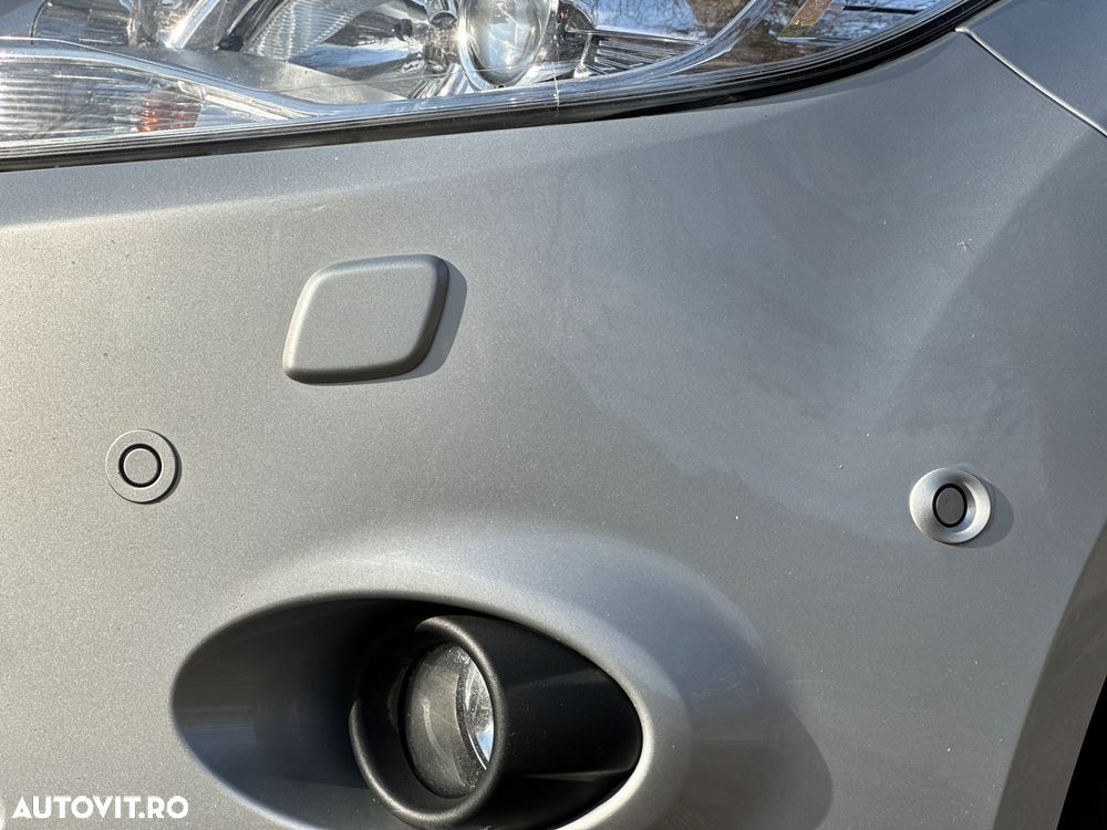 Ford Focus 1.6 TDCi DPF Champions Edition - 23