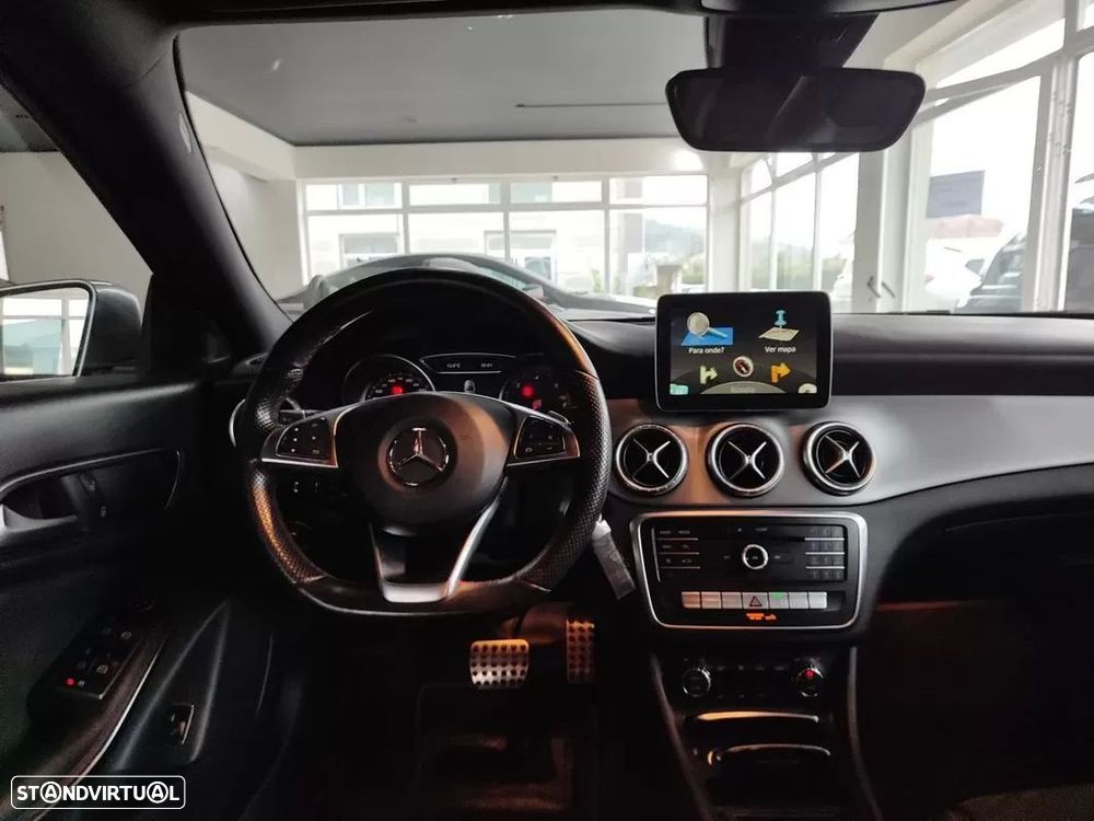 Mercedes-Benz CLA 200 d Shooting Brake AMG Line Aut. - 30