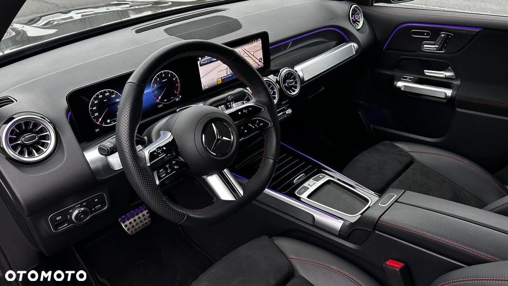 Mercedes-Benz GLB 200 AMG Line 7G-DCT - 12