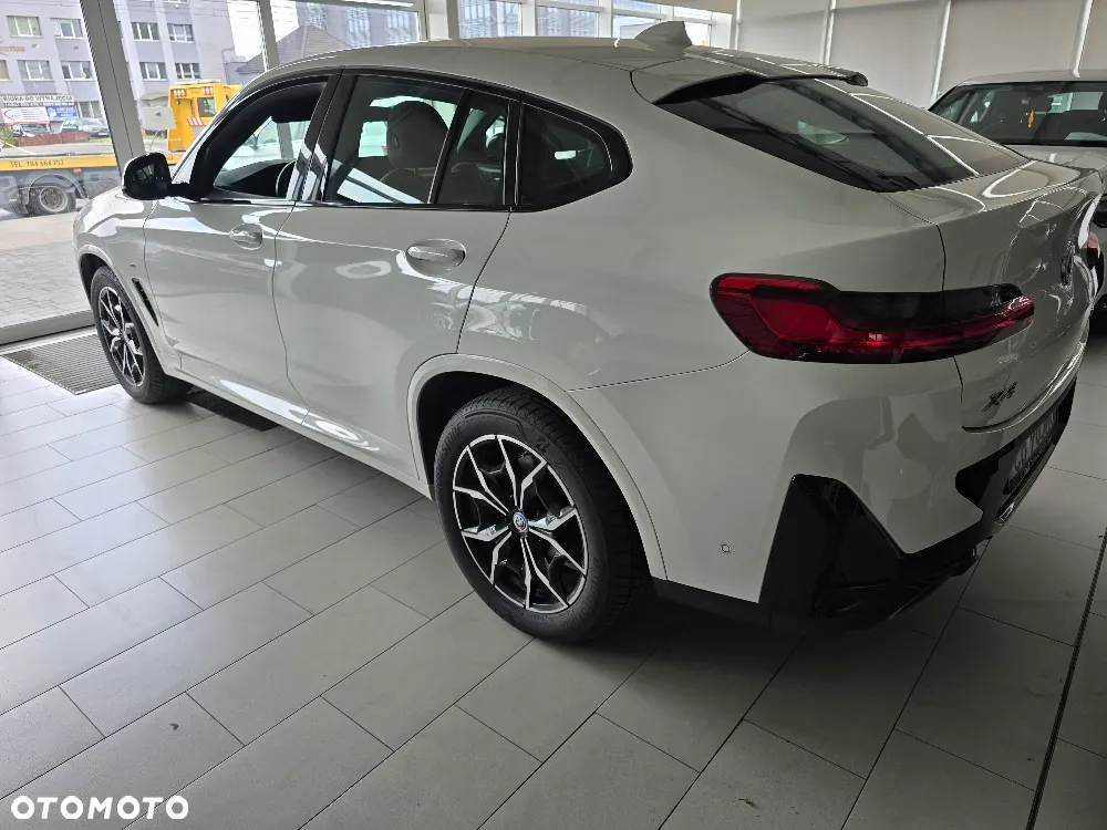BMW X4 - 4