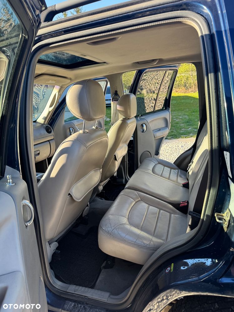 Jeep Cherokee - 6
