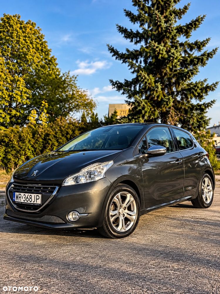 Peugeot 208 95 VTI Allure - 1