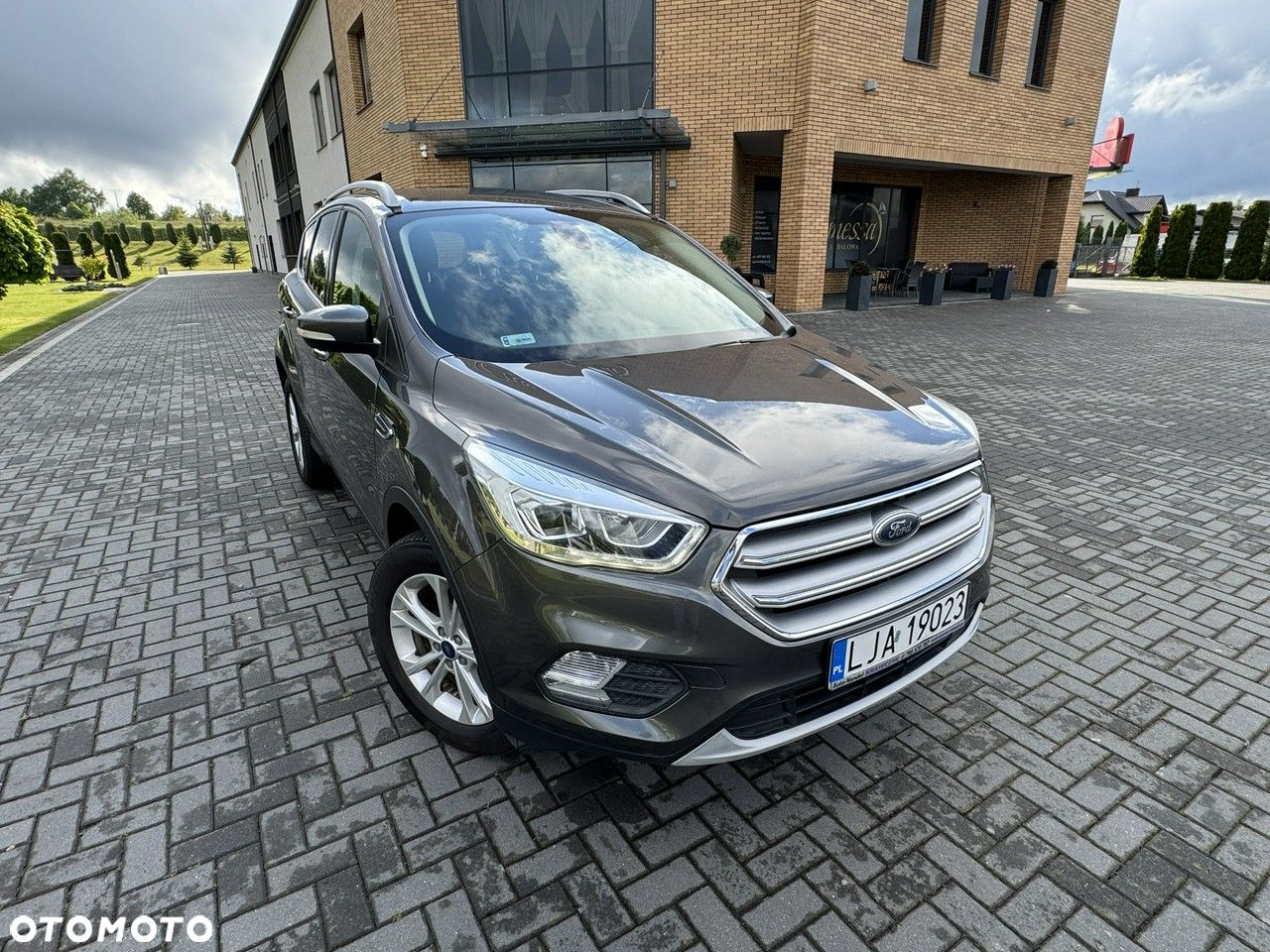 Ford Kuga - 3