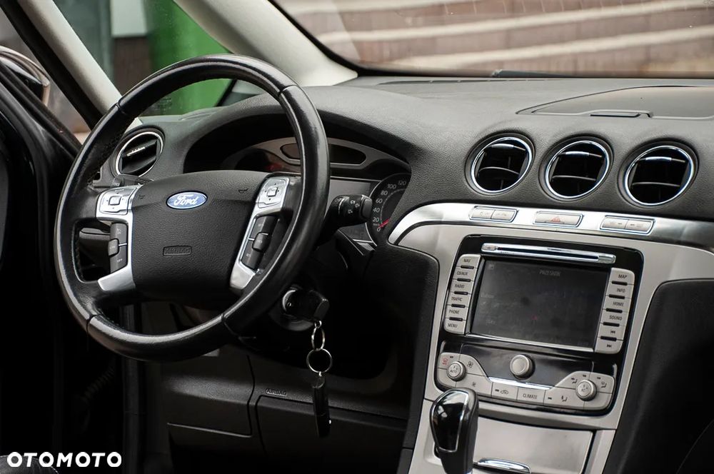 Ford Galaxy 2.3 Ghia - 6