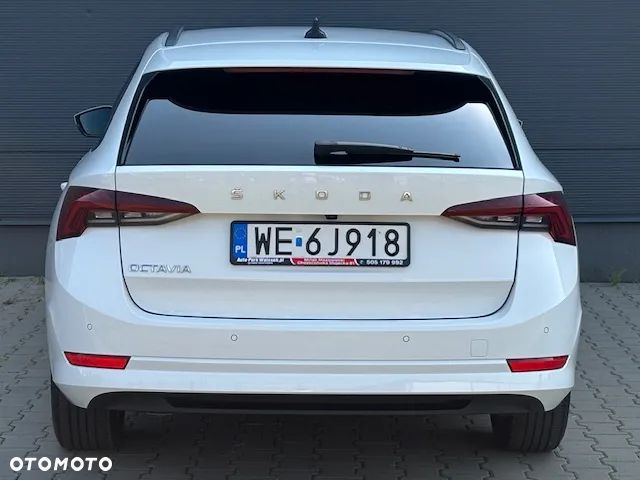 Skoda Octavia 2.0 TDI Ambition DSG - 8