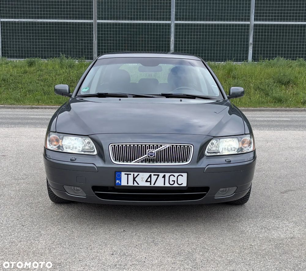 Volvo V70 2.4 Momentum - 5