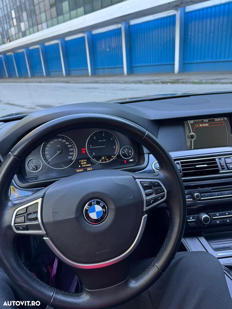 BMW Seria 5 520d - 8