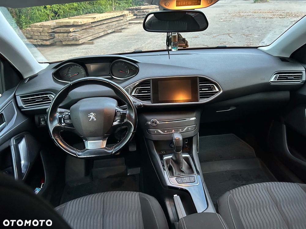 Peugeot 308 1.2 PureTech GPF Active Pack S&S EAT8 - 14