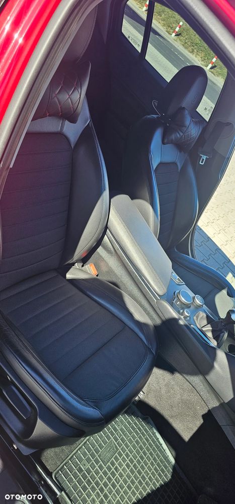 Alfa Romeo Giulia - 17