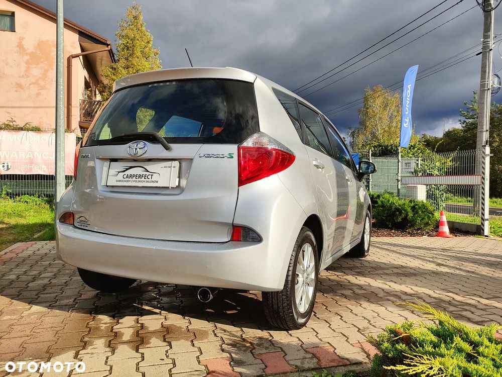 Toyota Verso S 1.33 VVT-i Cool - 6
