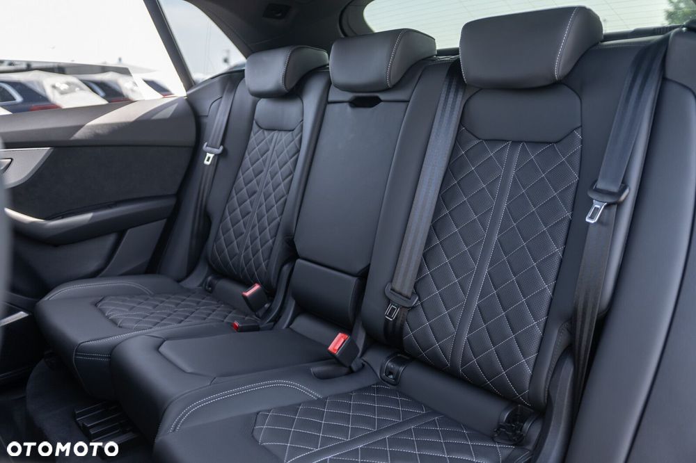 Audi Q8 TFSI e PHEV 360 kW Quattro Tiptronic - 22