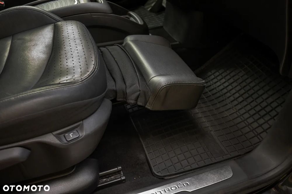 Citroën C4 Picasso BlueHDi 150 EAT6 Business Class - 23