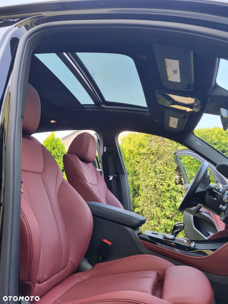 BMW X4 xM40i mHEV - 35