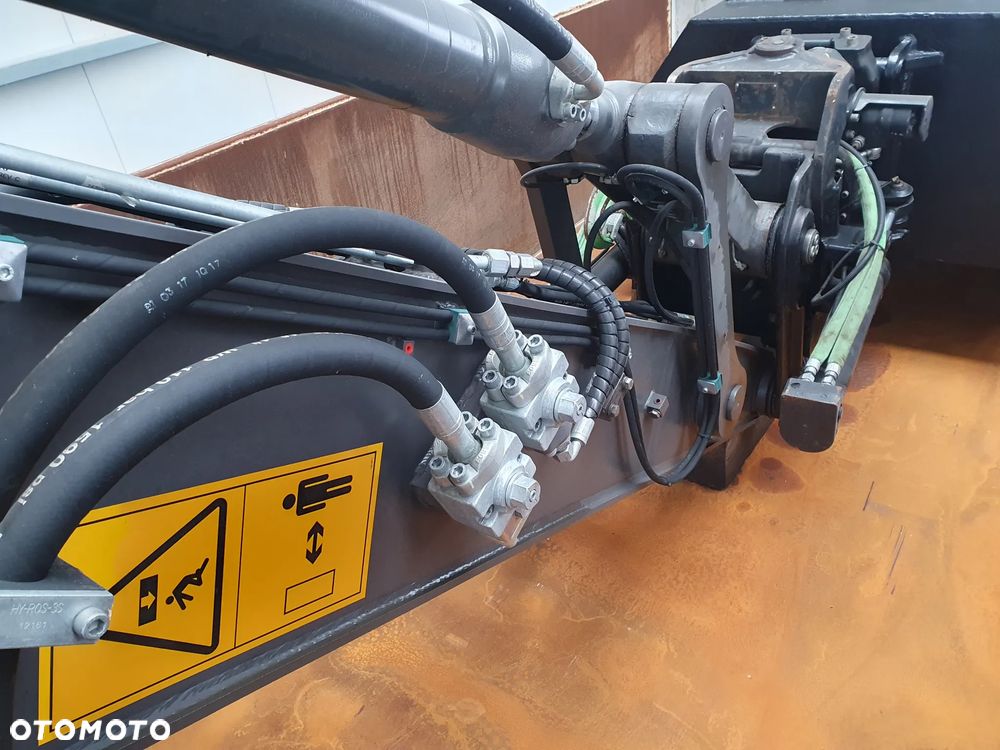 Volvo - 28