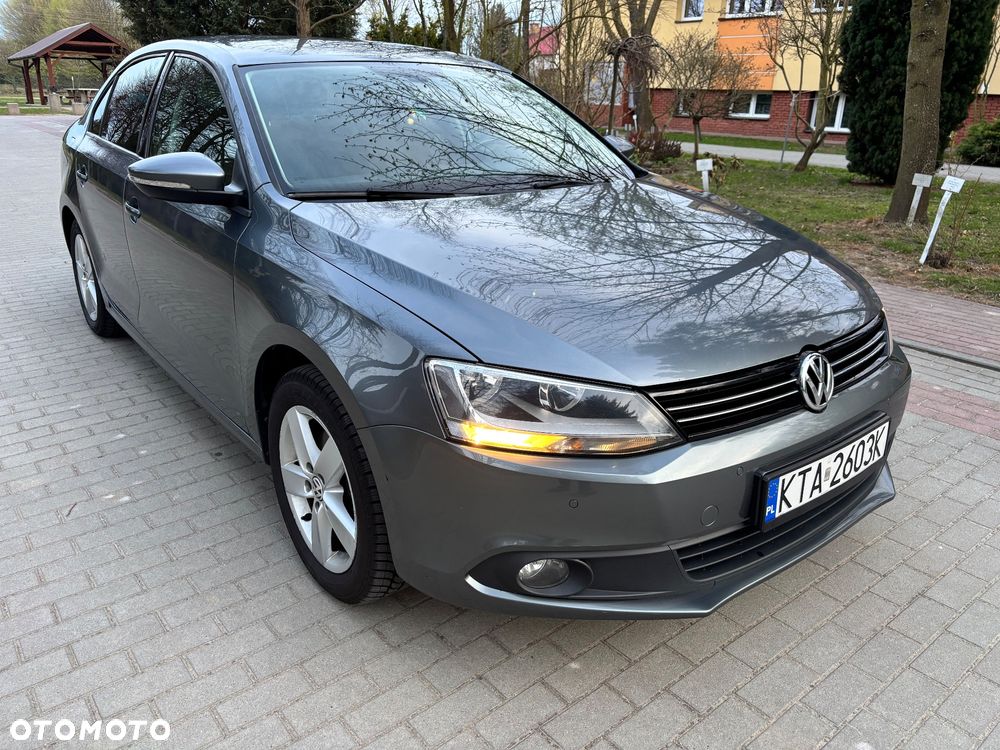 Volkswagen Jetta 1.6 TDI DPF Trendline - 3