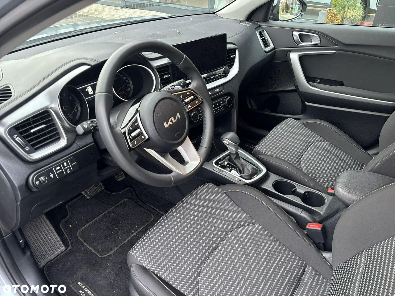 Kia XCeed - 9