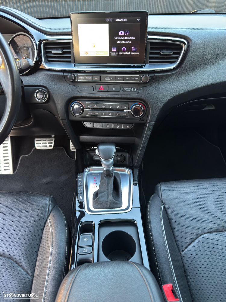 Kia Ceed 1.4 T-GDI TX+SRF 7DCT - 31