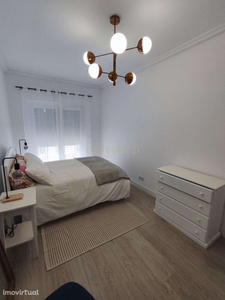 Excelente T1 na Estrela - Grande imagem: 5/10