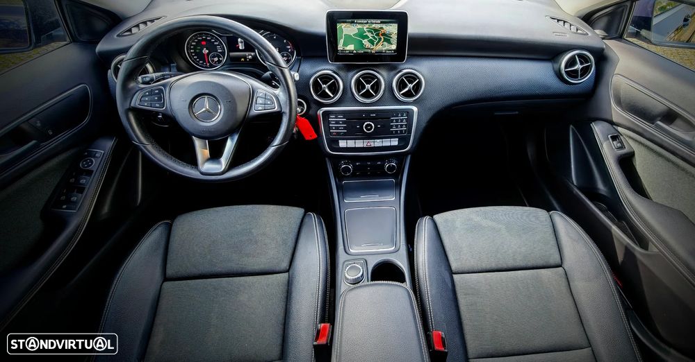 Mercedes-Benz A 180 d 7G-DCT AMG Line - 12