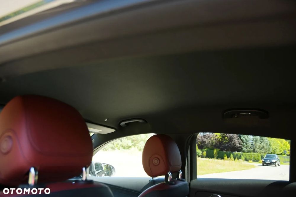 Mercedes-Benz GLC 220 d 4Matic 9G-TRONIC - 25