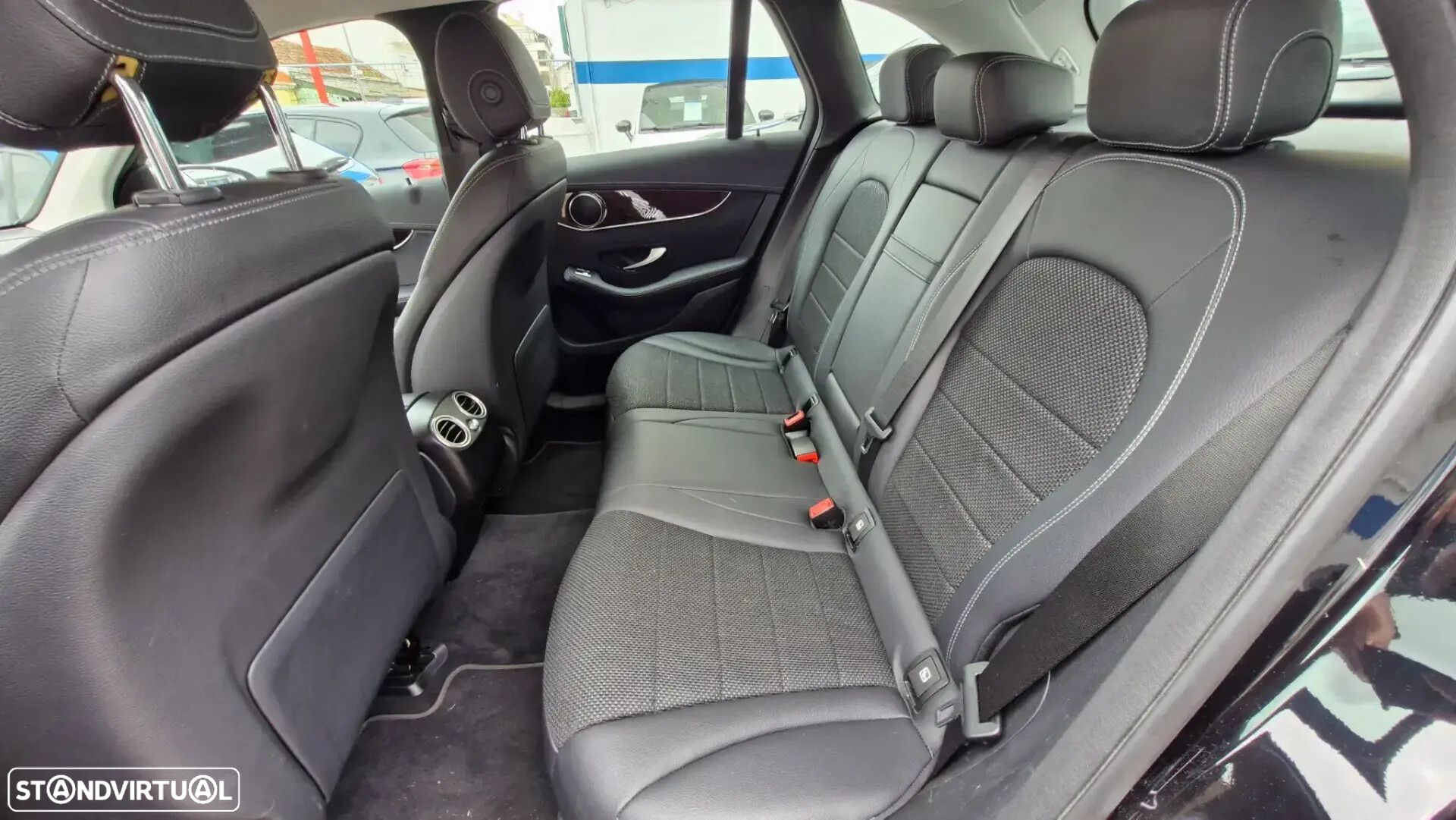 Mercedes-Benz GLC 300 - 5
