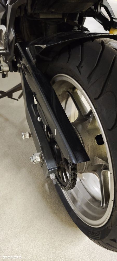 Kawasaki ZR - 16